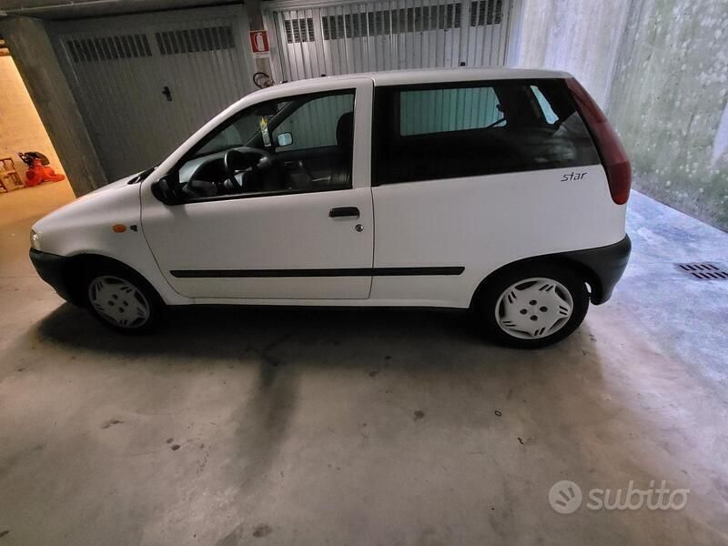 Usata Fiat Punto 60 CV (44 kW) 1999 Bianco Utilitaria