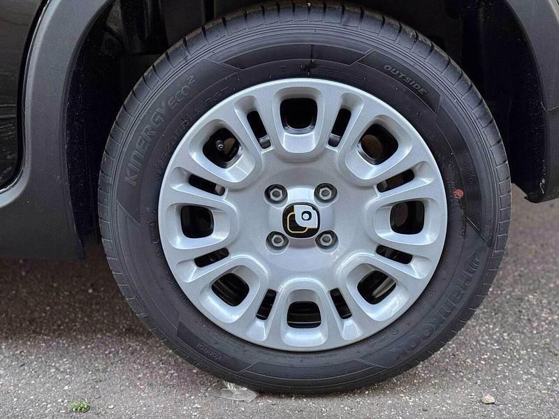 Nuova Fiat Panda Pop 69 CV (50 kW) 2025 Nero Utilitaria