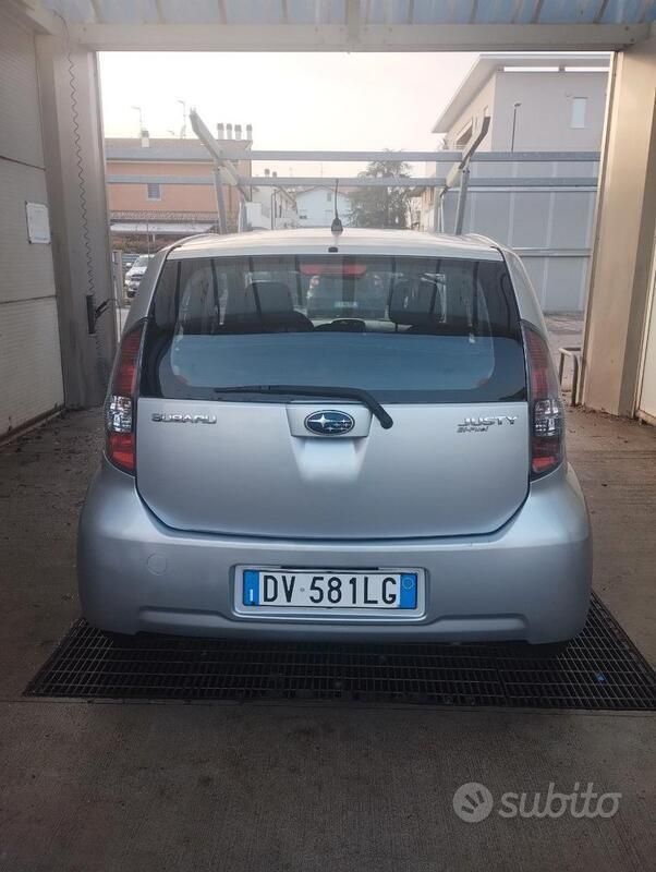 Usata Subaru Justy 69 CV (50 kW) 2009 Utilitaria