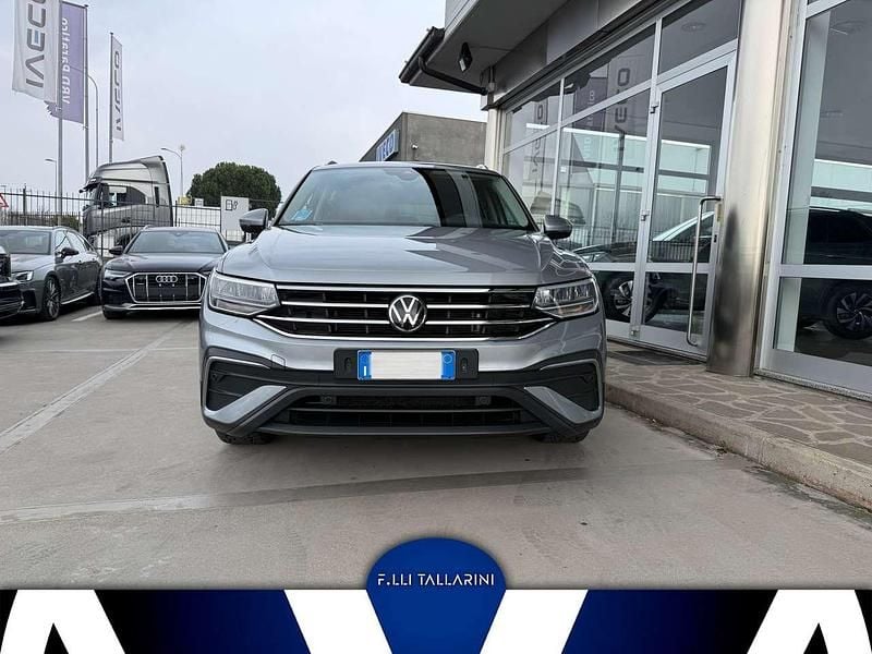 Usata VW Tiguan Allspace 150 CV (110 kW) 2022 Pyrit silver metallizzato SUV