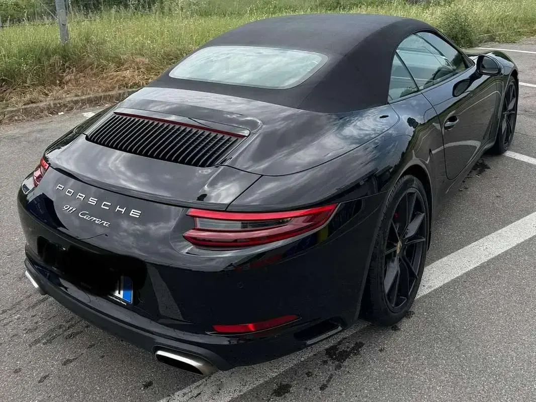 Usata Porsche 911 370 CV (272 kW) 2018 Nero Cabrio