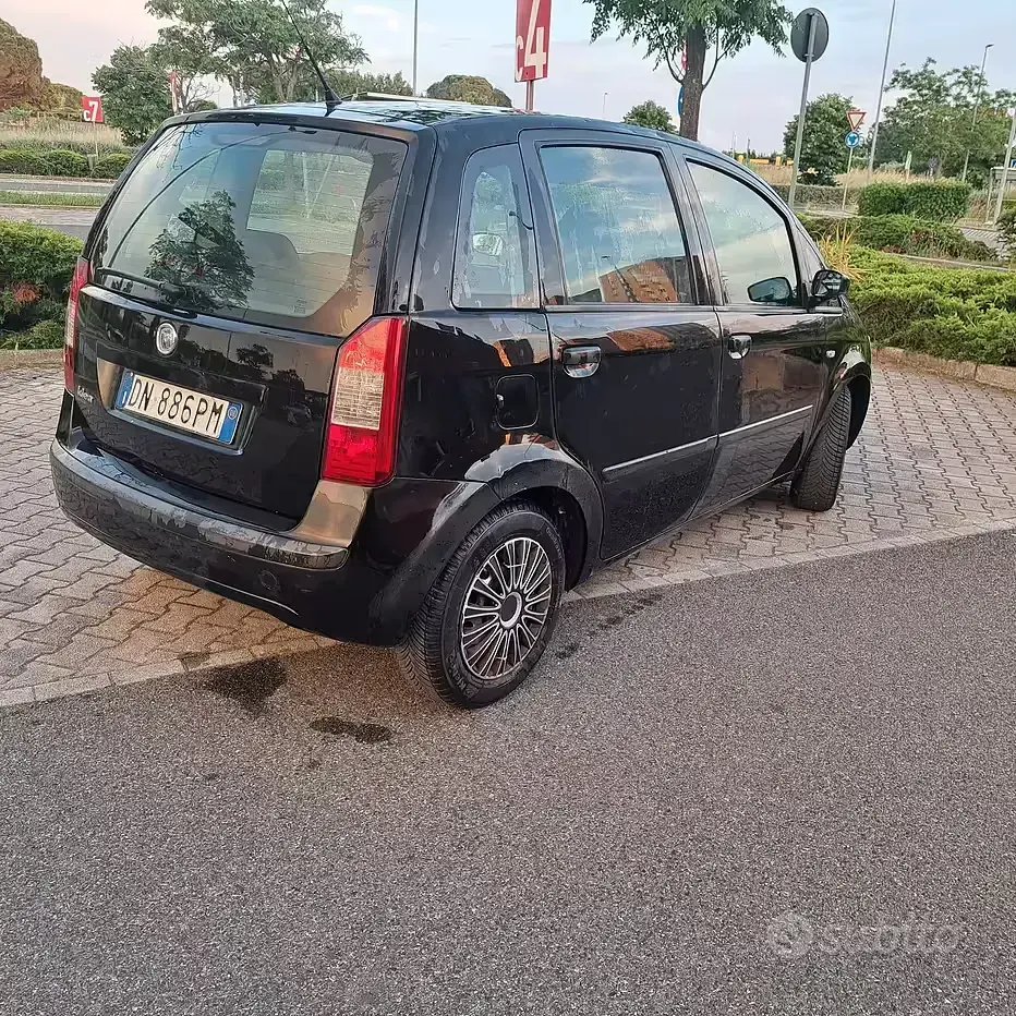 Usata Fiat Idea 80 CV (58 kW) 2008 Monovolume