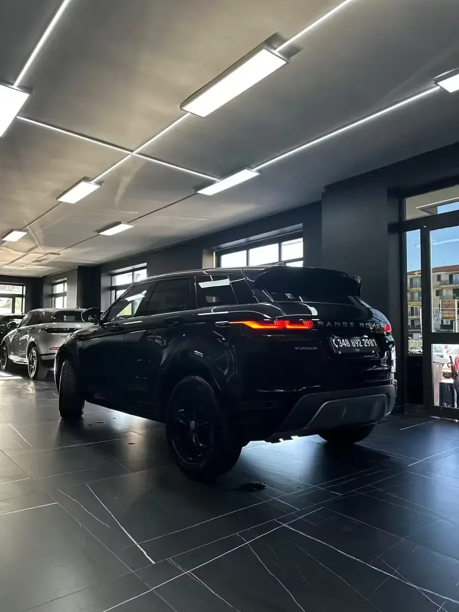 Käytetty Land Rover Range Rover evoque 149 HP (109 kW) 2020 Musta Katumaasturi