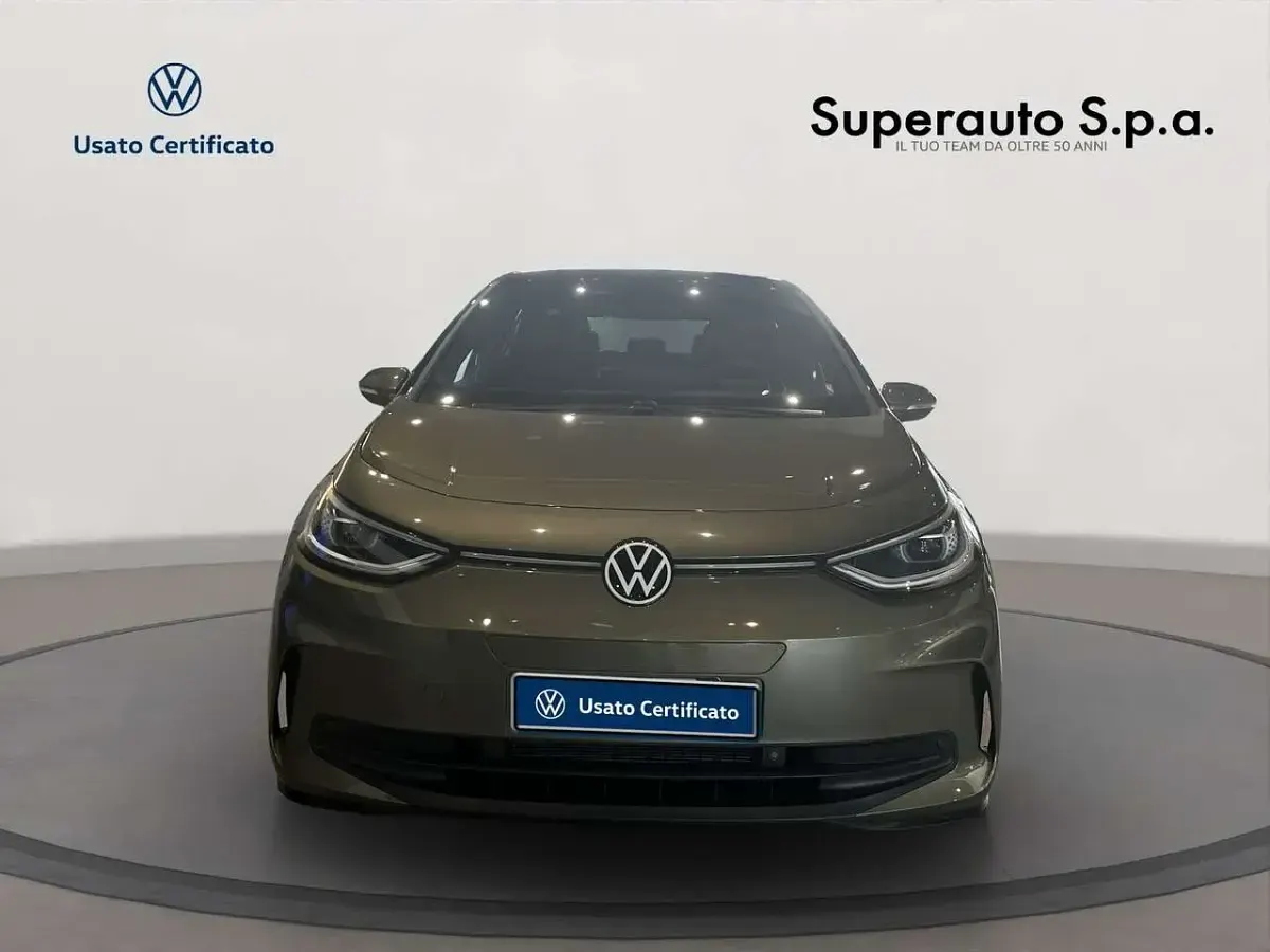 Nuova VW ID.3 Pro 150 kW (204 CV) 2026 Verde Utilitaria