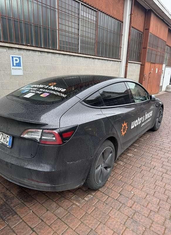 Usata 2023 Tesla Model 3 Berlina | 22.500 € (Super prezzo) - Immagine 1/3