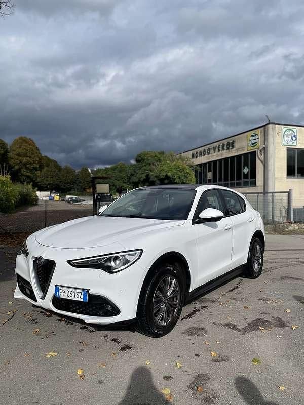 Usata Alfa Romeo Stelvio Executive 209 CV (153 kW) 2018 SUV