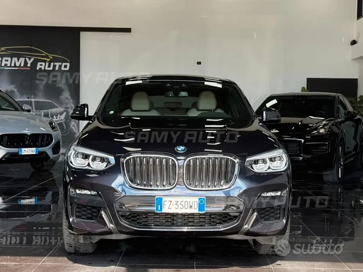 Usata BMW X4 M Sport 249 CV (183 kW) 2020 Blu/azzurro SUV