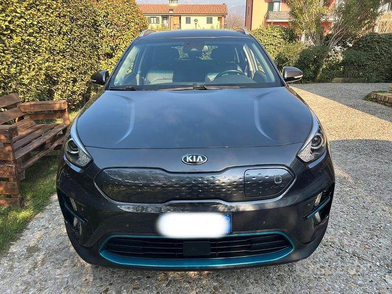 Usata Kia e-Niro Style 150 kW (204 CV) 2020 Grigio SUV