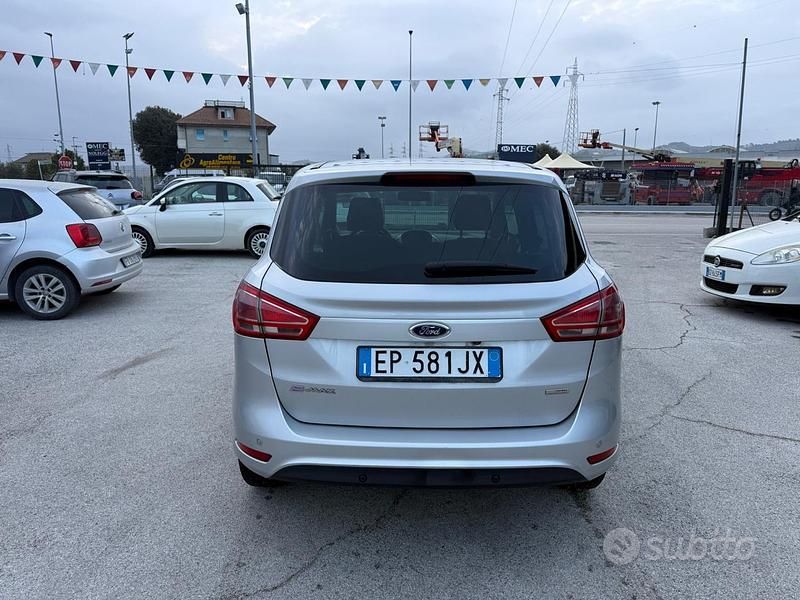 Usata Ford B-MAX Titanium 100 CV (73 kW) 2013 Grigio Monovolume