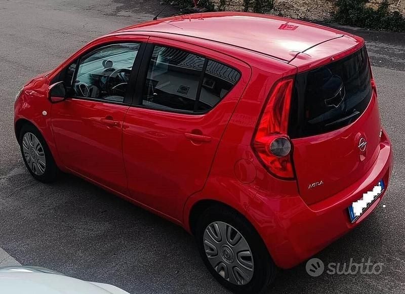 Usata Opel Agila 68 CV (50 kW) 2014 Rosso Monovolume