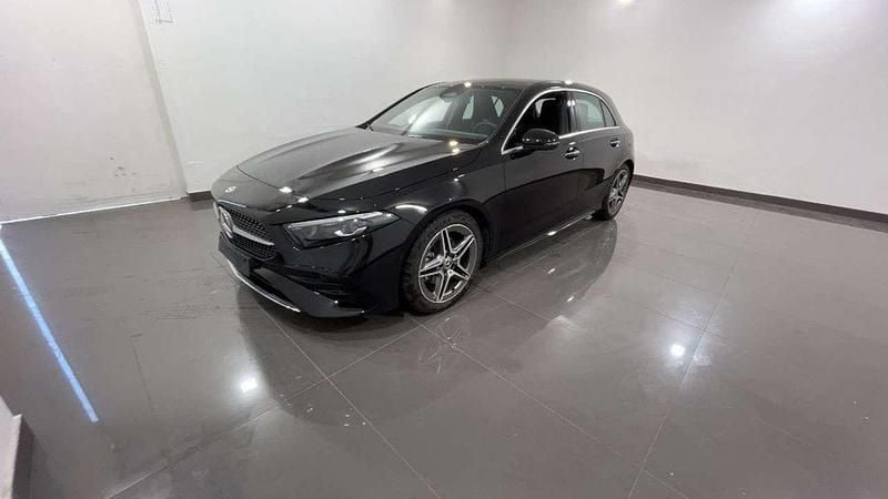 Nero Usata 2025 Mercedes A200 Advanced Berlina | 33.800 € (Ottimo prezzo) - Immagine 1/4