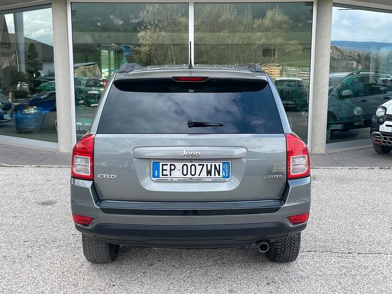 Usata Jeep Compass Sport 163 CV (119 kW) 2013 Grigio SUV