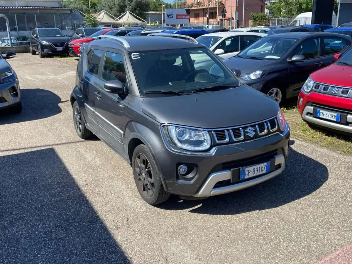 Usata Suzuki Ignis 83 CV (61 kW) 2023 Grigio SUV