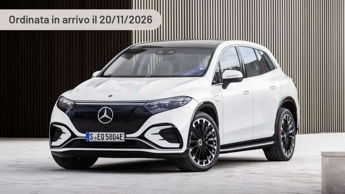 Usata Mercedes EQS450+ Electric Art 135 kW (184 CV) 2024 Argento SUV