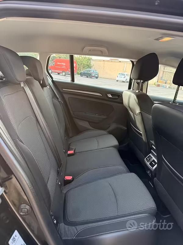 Usata Renault Mégane GrandTour Techno 116 CV (85 kW) 2023 Nero Station wagon