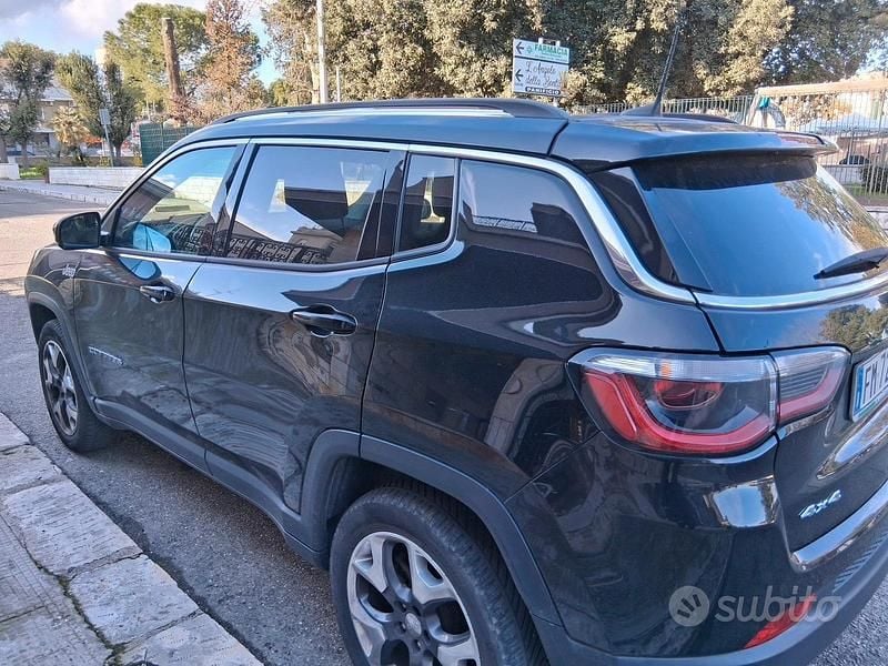 Usata Jeep Compass Limited 140 CV (102 kW) 2017 Nero SUV