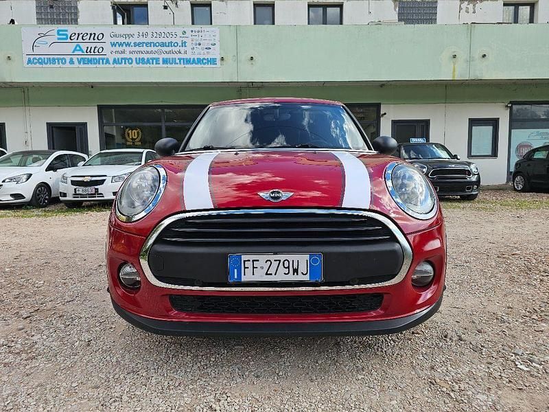 Usata Mini Cooper D 95 CV (69 kW) 2017 Utilitaria