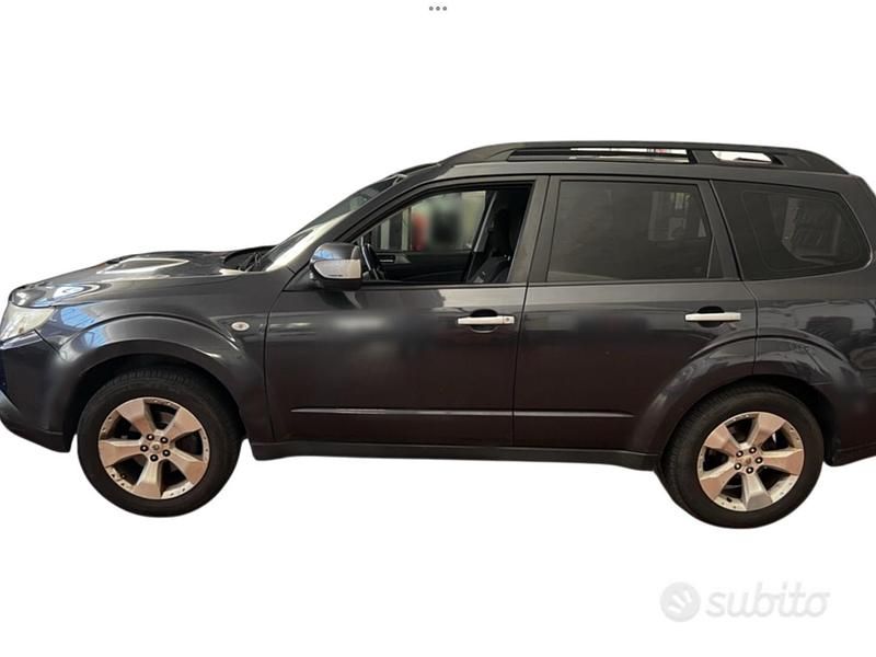 Usata Subaru Forester Exclusive+ 147 CV (108 kW) 2011 Nero SUV