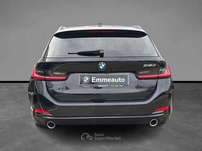 Usata BMW 318 150 CV (110 kW) 2024 Nero Berlina