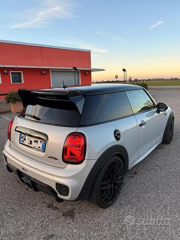 Usata Mini John Cooper Works 290 CV (213 kW) 2017 Grigio Utilitaria
