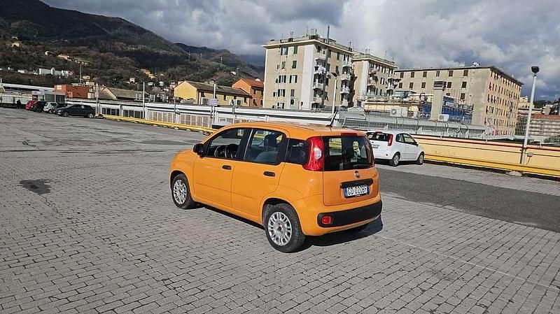 Usata Fiat Panda Pop 69 CV (50 kW) 2020 Other Utilitaria