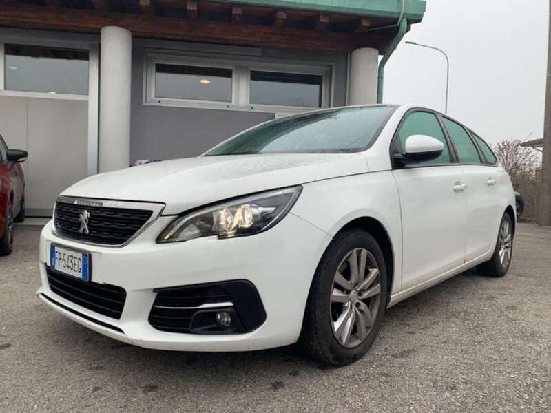 Usata Peugeot 308 Allure 150 CV (110 kW) 2018 Bianco Station wagon