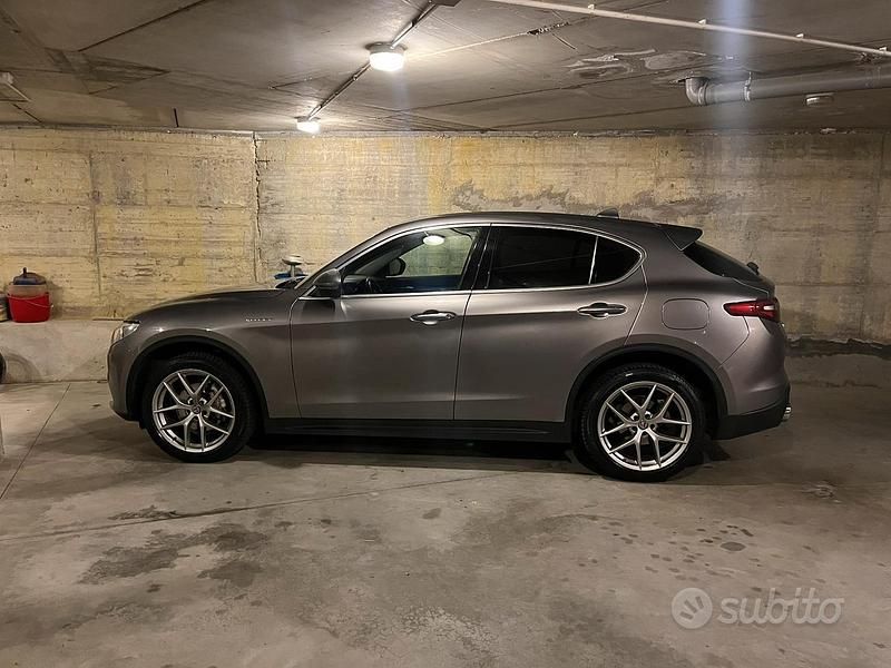 Usata Alfa Romeo Stelvio 210 CV (154 kW) 2018 Grigio SUV