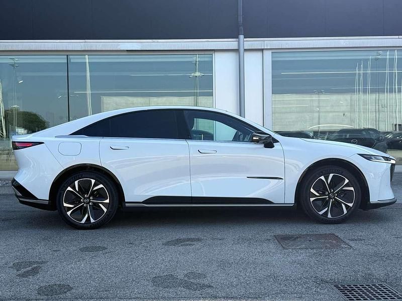 Ny Mazda 6e Takumi-Line 189 kW (258 HK) 2026 Vit Sedan