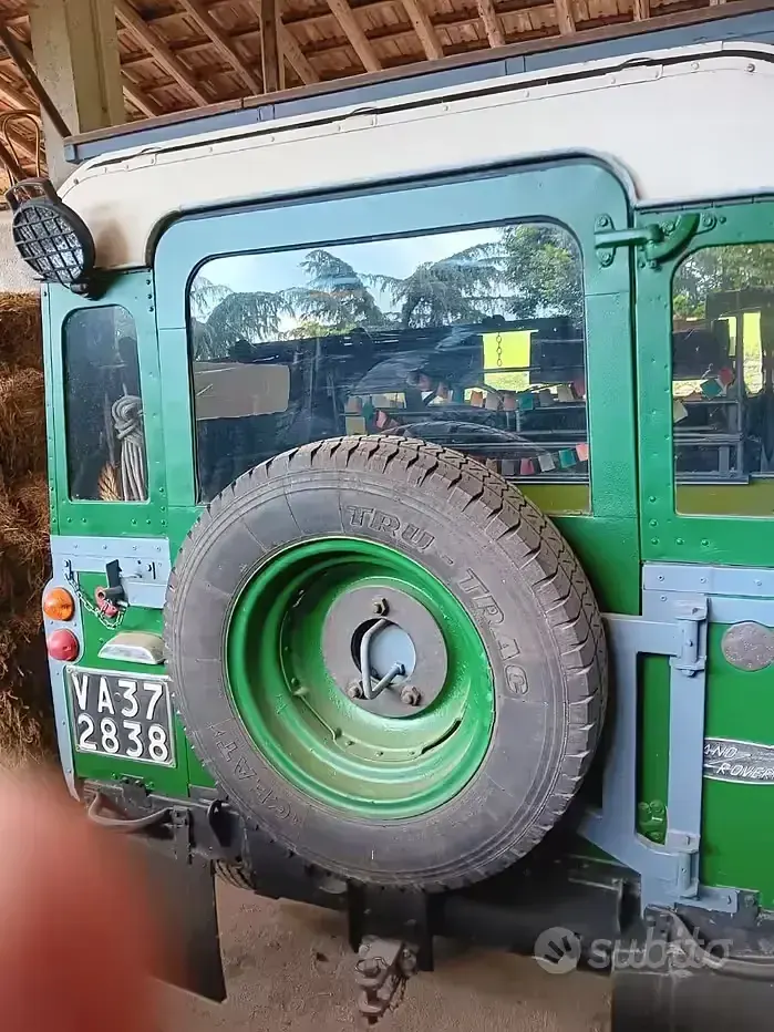 Usata Land Rover 88 1970 Verde
