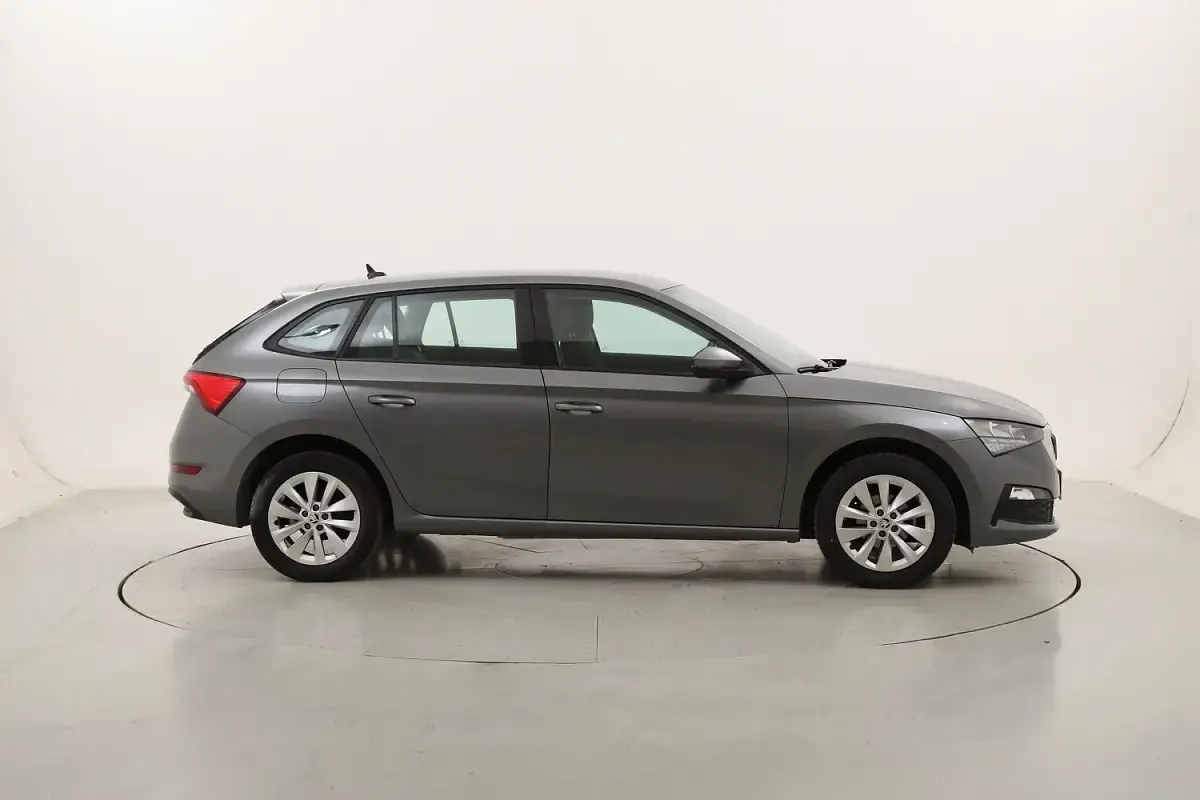 Usata Skoda Scala Ambition 95 CV (69 kW) 2023 Utilitaria