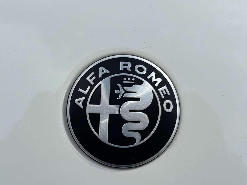 Usata Alfa Romeo Junior Edizione Speciale 136 CV (100 kW) 2025 Bianco SUV