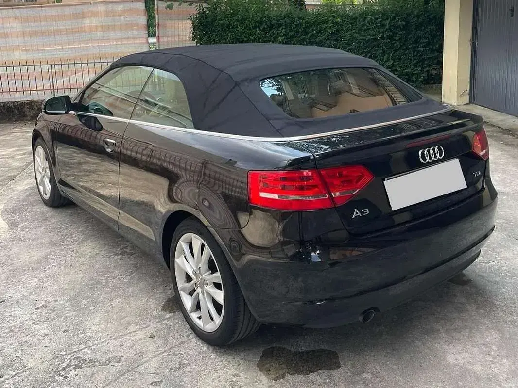 Usata Audi A3 Cabriolet Ambition 105 CV (77 kW) 2011 Nero Cabrio