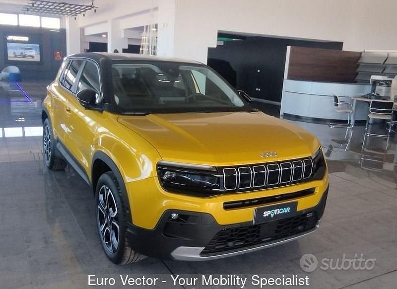 Usata Jeep Avenger Summit 101 CV (74 kW) 2024 Giallo SUV