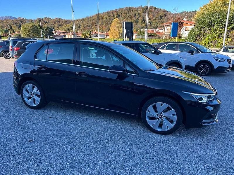 Usata VW Golf Style 150 CV (110 kW) 2021 Nero Berlina
