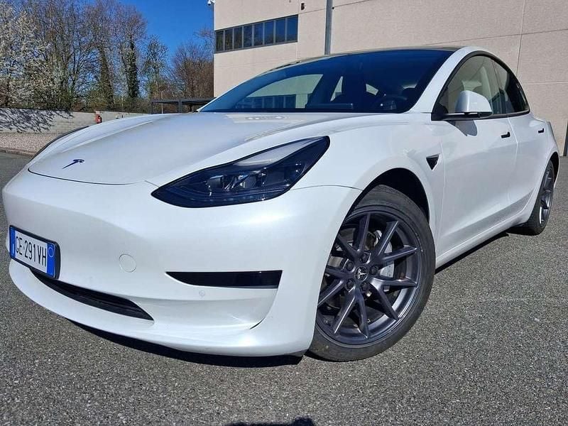Usata Tesla Model 3 Standard Range 88 kW (120 CV) 2021 Berlina