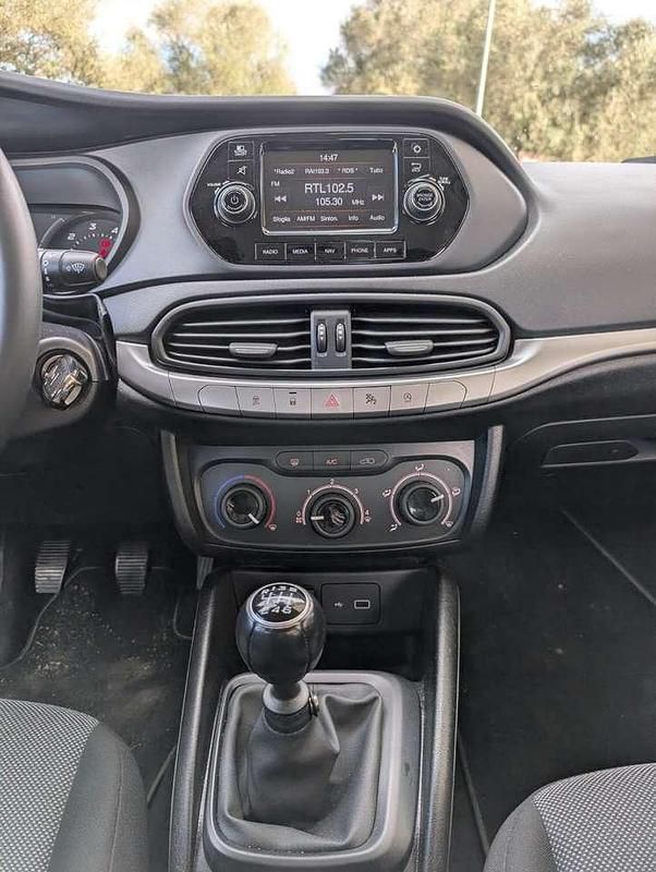 Usata Fiat Tipo Business 120 CV (88 kW) 2018 Bianco Station wagon