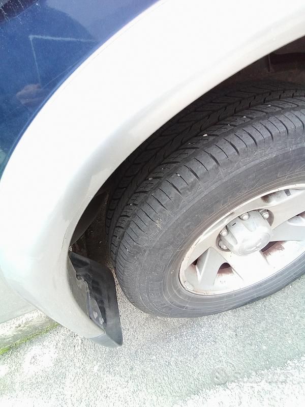 Usata Mitsubishi Pajero 115 CV (84 kW) 2002 SUV