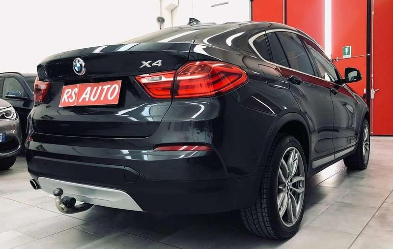Usata BMW X4 xLine 190 CV (139 kW) 2017 Grigio canna fucile SUV