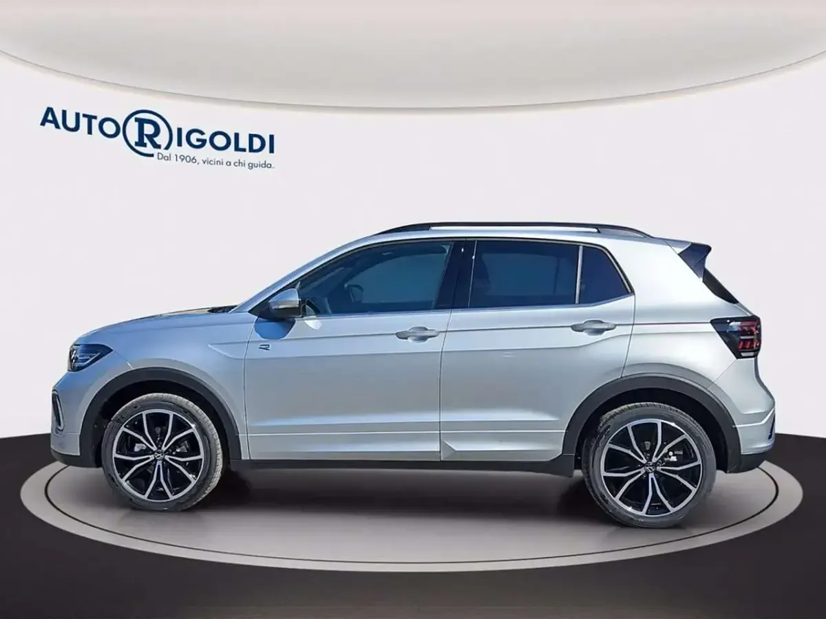 Ny VW T-Cross R-line 116 HK (85 kW) 2026 Silver SUV