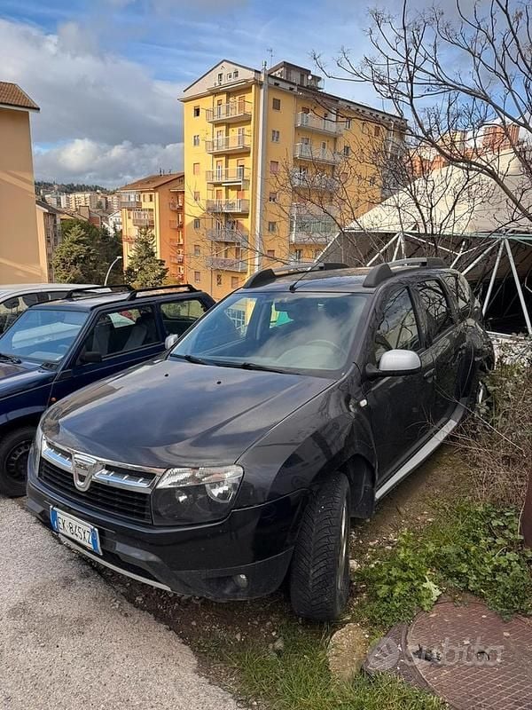 Usata Dacia Duster 110 CV (80 kW) 2012 Nero SUV