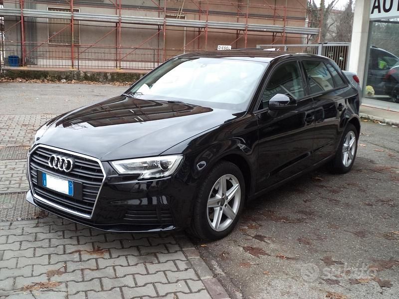 Usata Audi A3 Business 116 CV (85 kW) 2018 Nero Berlina