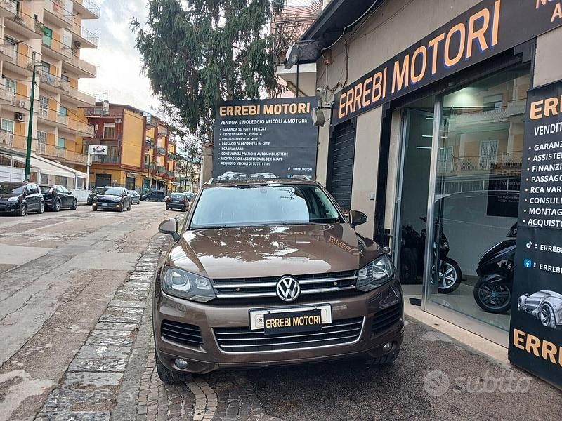 Usata VW Touareg 280 CV (205 kW) 2011 Marrone SUV