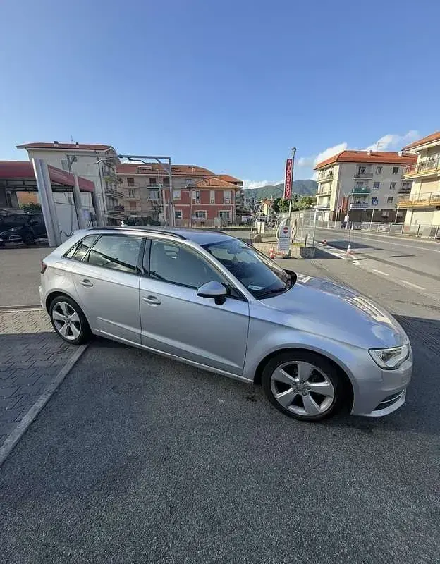 Usata Audi A3 Ambiente 105 CV (77 kW) 2014 Berlina