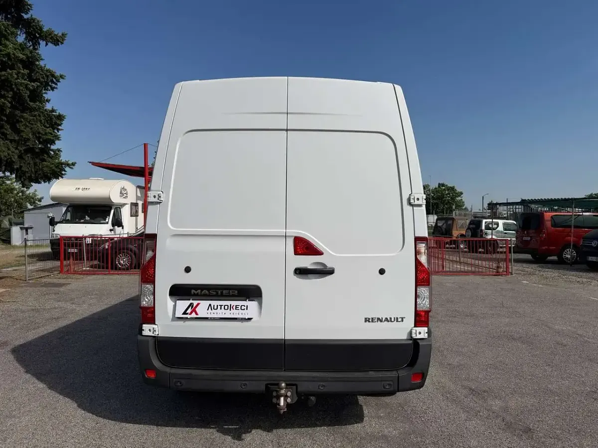 Usata Renault Master 136 CV (100 kW) 2020 Bianco Monovolume