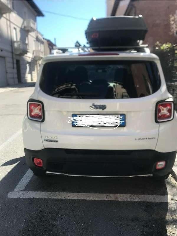 Usata Jeep Renegade Limited 140 CV (102 kW) 2015 Bianco SUV