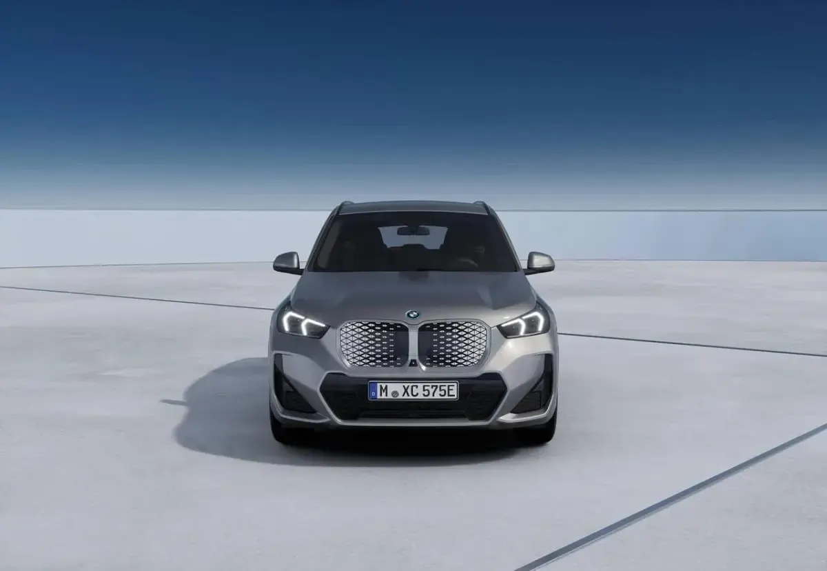Nuova BMW iX1 M Sport 67 kW (92 CV) 2026 Argento SUV