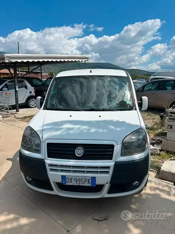 Usata Fiat Doblò Dynamic 105 CV (77 kW) 2008 Monovolume