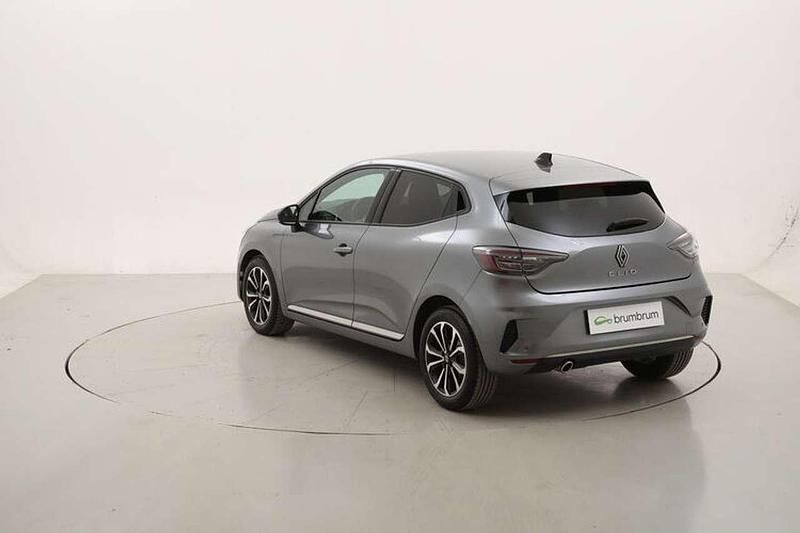 Usata Renault Clio V Techno 91 CV (66 kW) 2024 Grigio Utilitaria