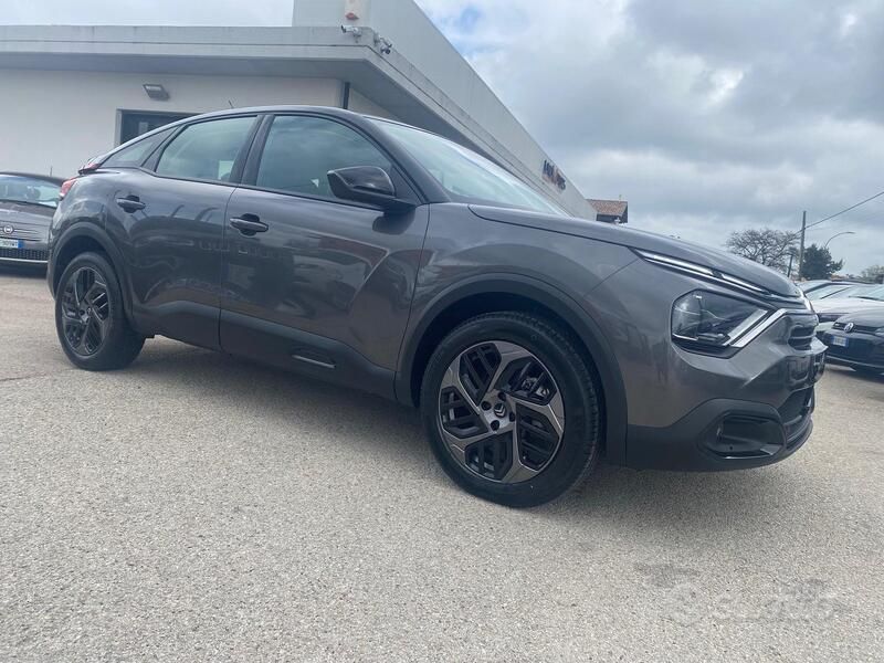Grigio Usata 2022 Citroën C4 PureTech Tre volumi | 15.990 € (Buon prezzo) - Immagine 1/4