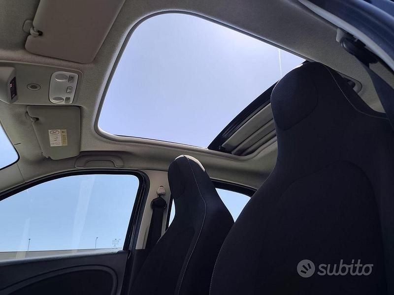 Usata Smart ForFour Passion 71 CV (52 kW) 2019 Nero Utilitaria